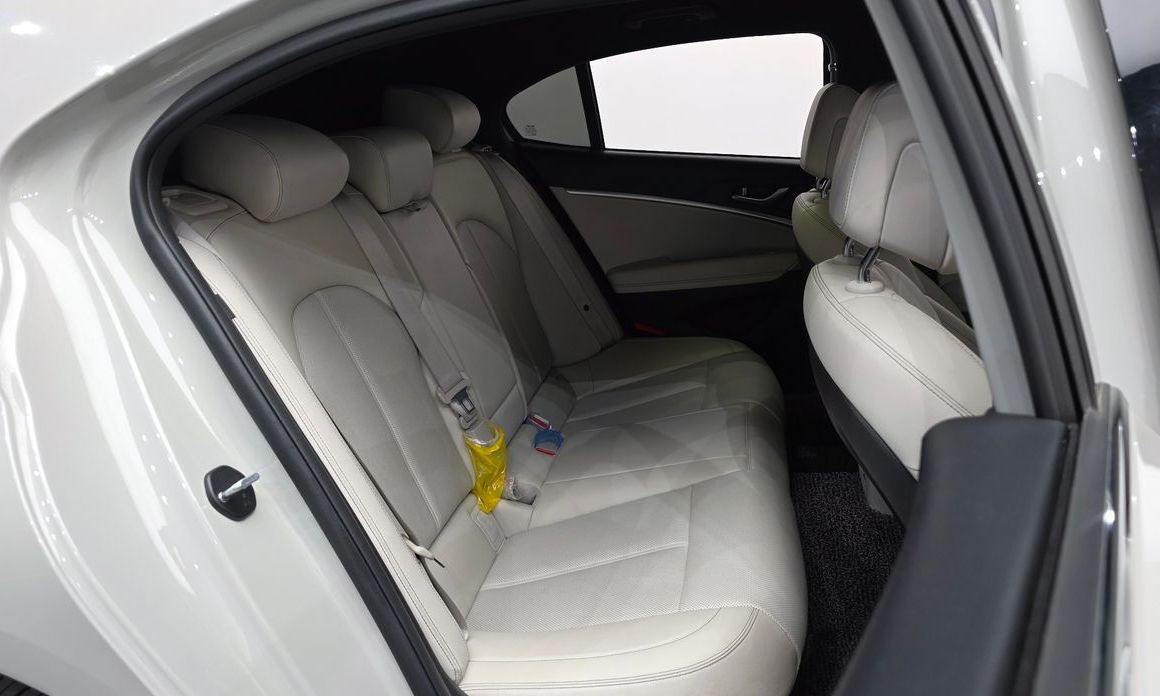Genesis G70 2024