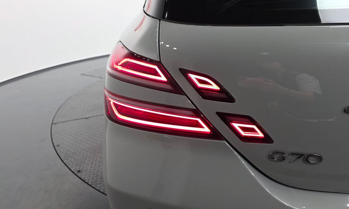 Genesis G70 2024