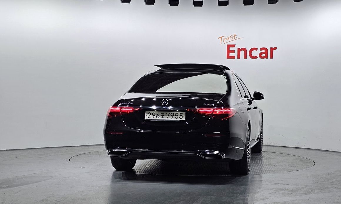 Mercedes-Benz S-Class 2022