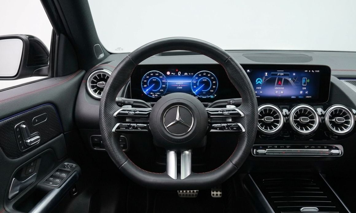 Mercedes-Benz EQB 2025