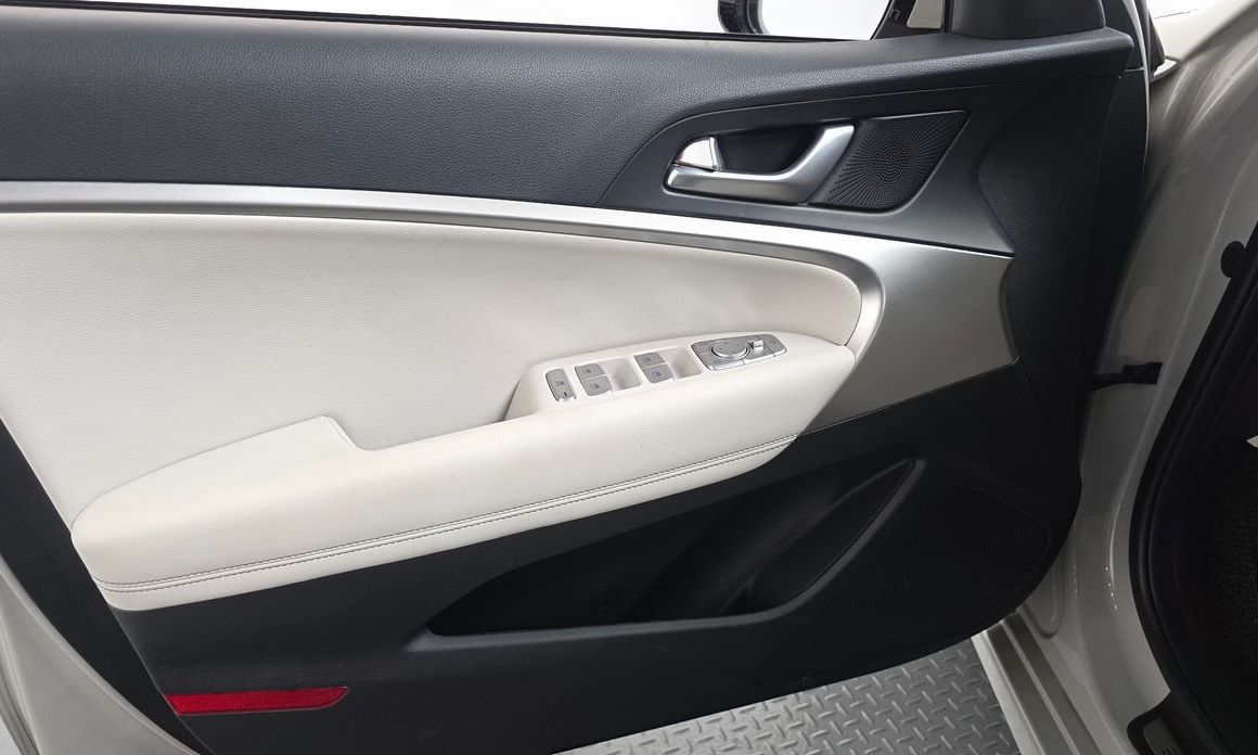 Genesis G70 2024