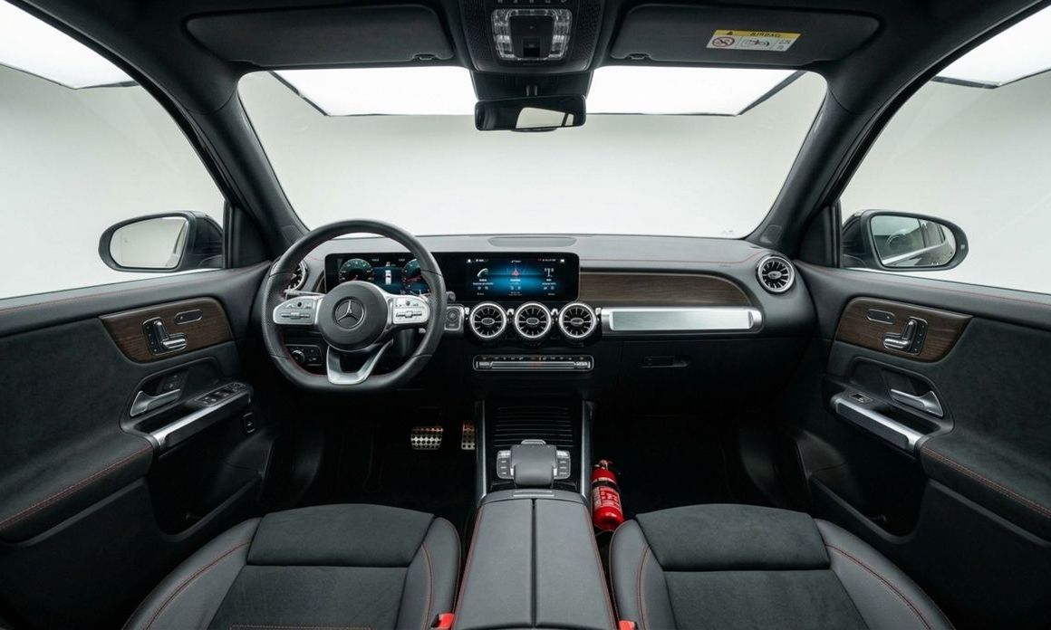 Mercedes-Benz EQB 2025