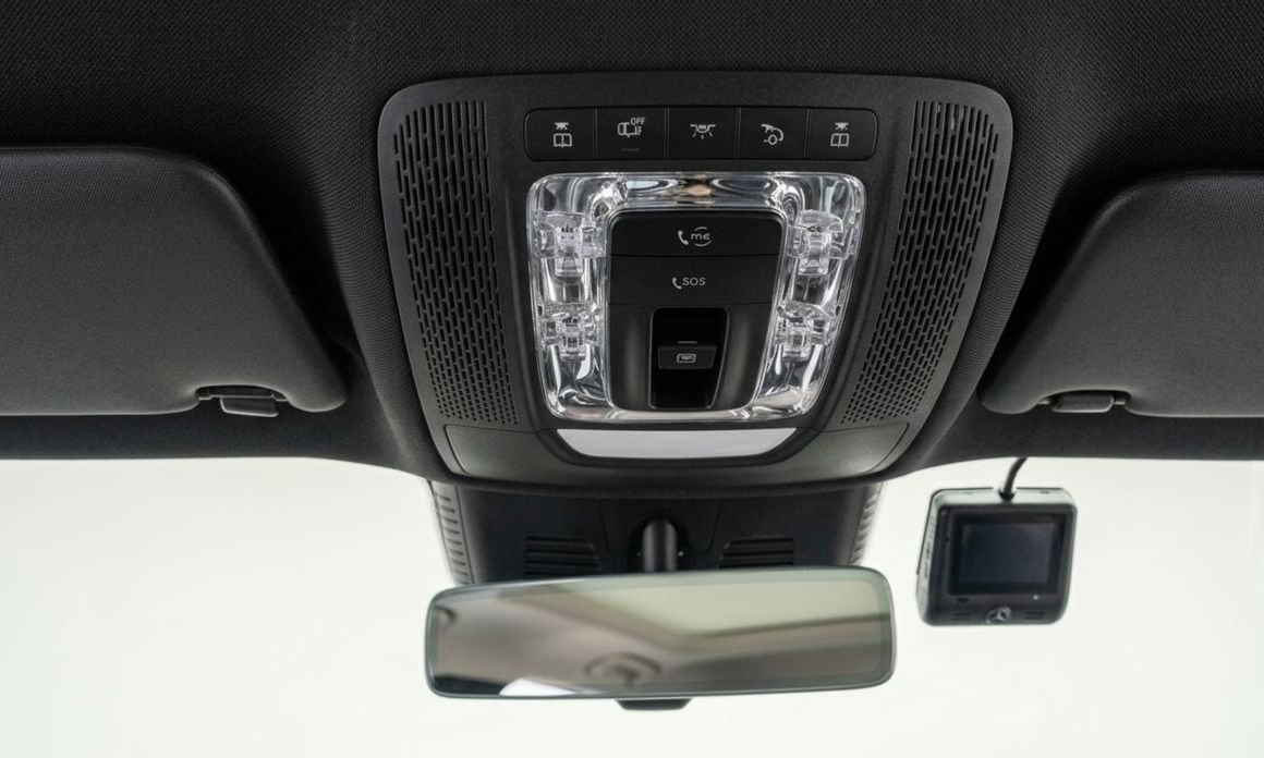 Mercedes-Benz EQB 2025