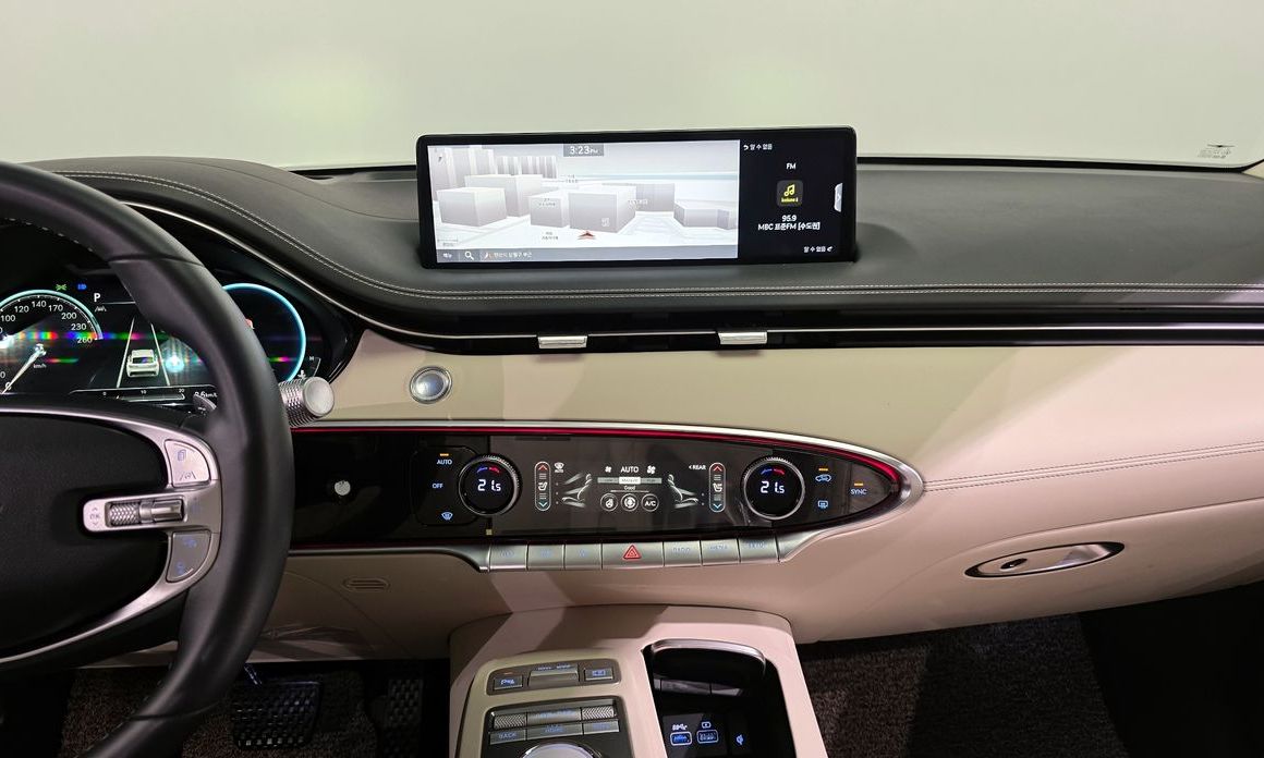 Genesis GV70 2024