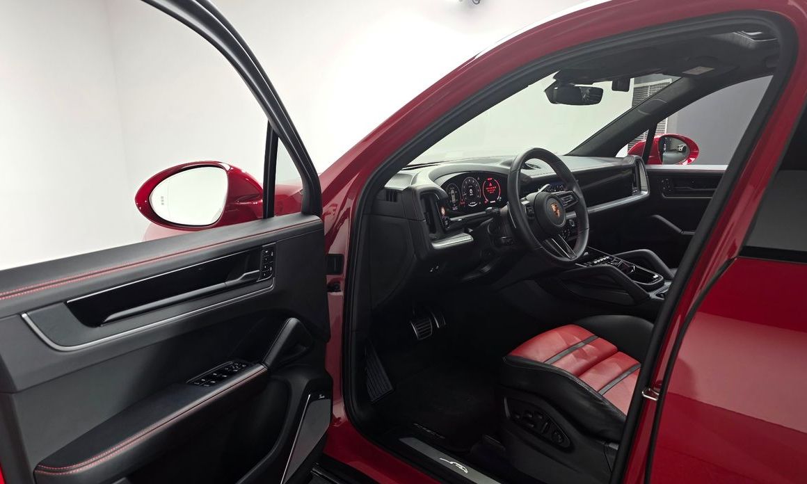 Porsche Cayenne 2025
