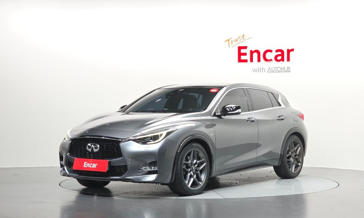 Infiniti Q30 2017
