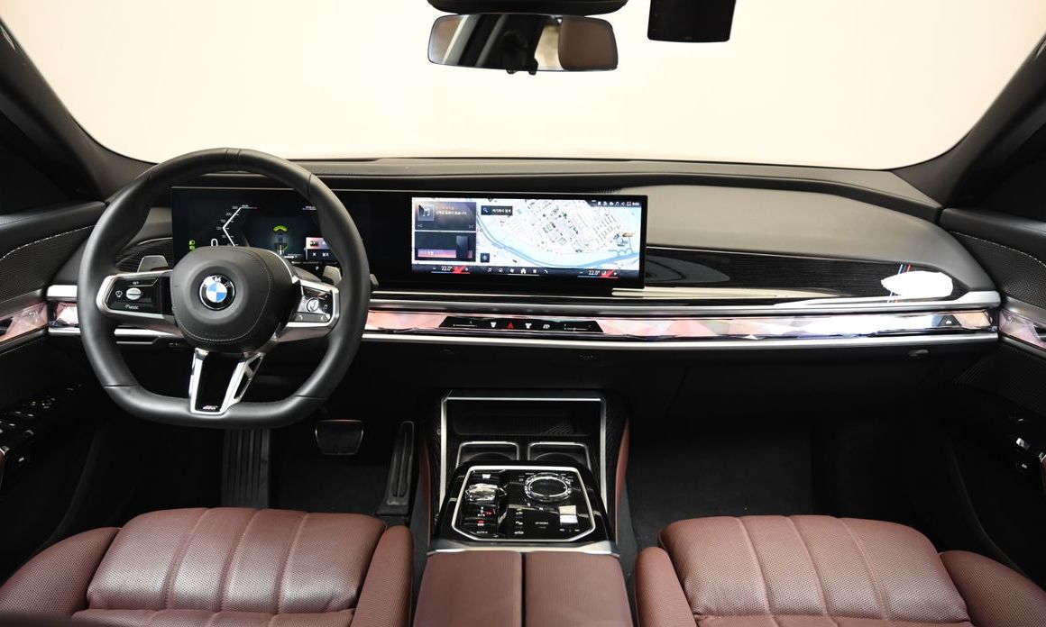 BMW 7-Series 2025