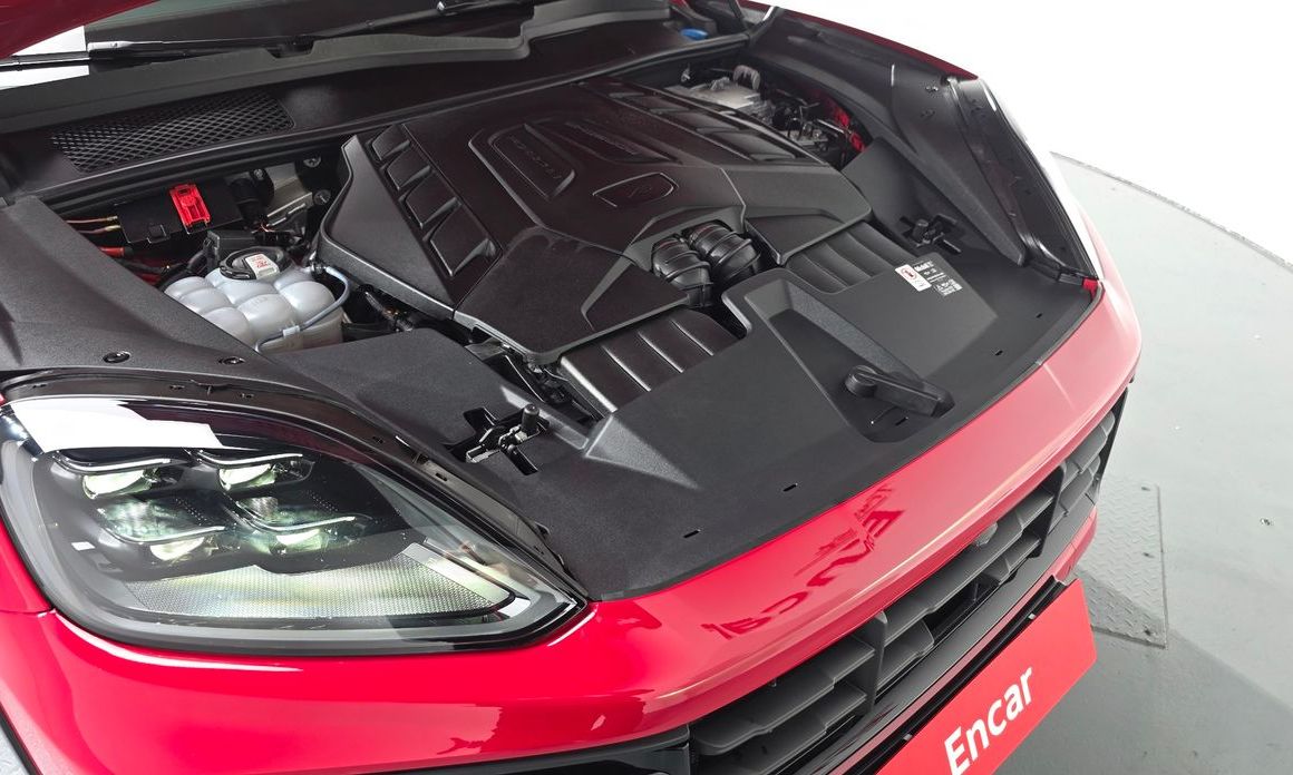 Porsche Cayenne 2025