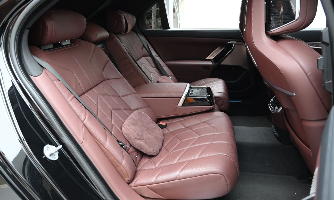 BMW 7-Series 2025