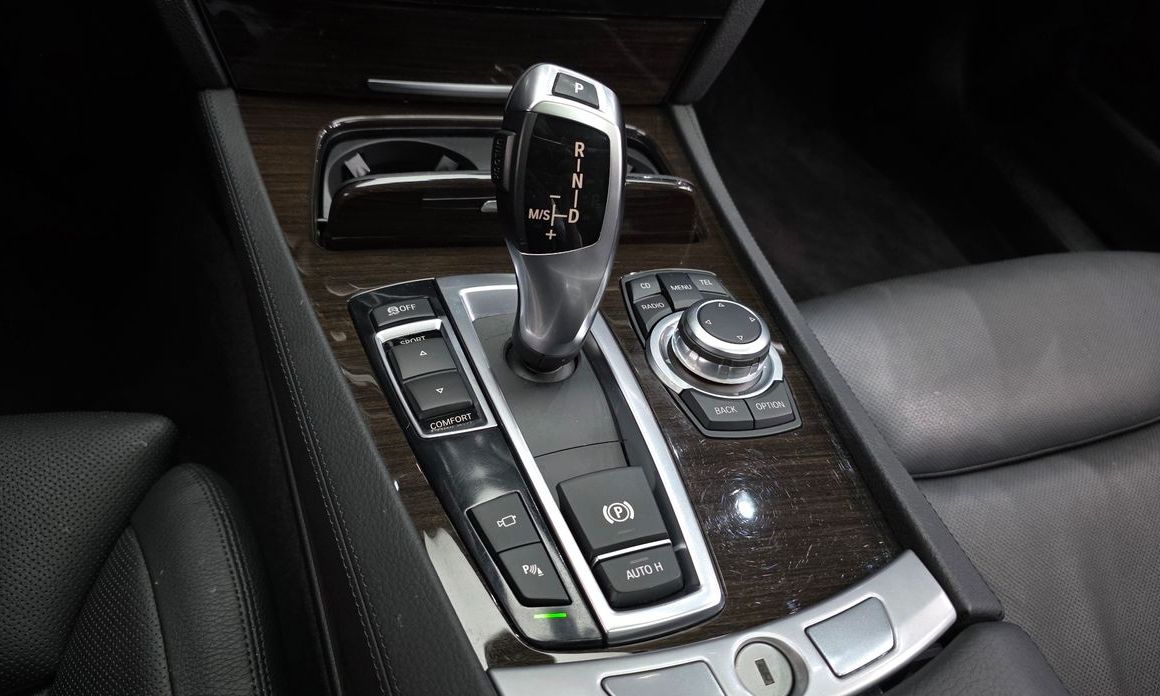 BMW 7-Series 2011