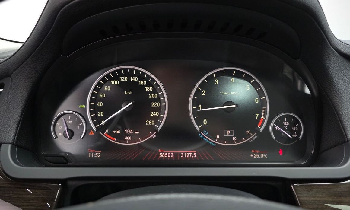 BMW 7-Series 2011