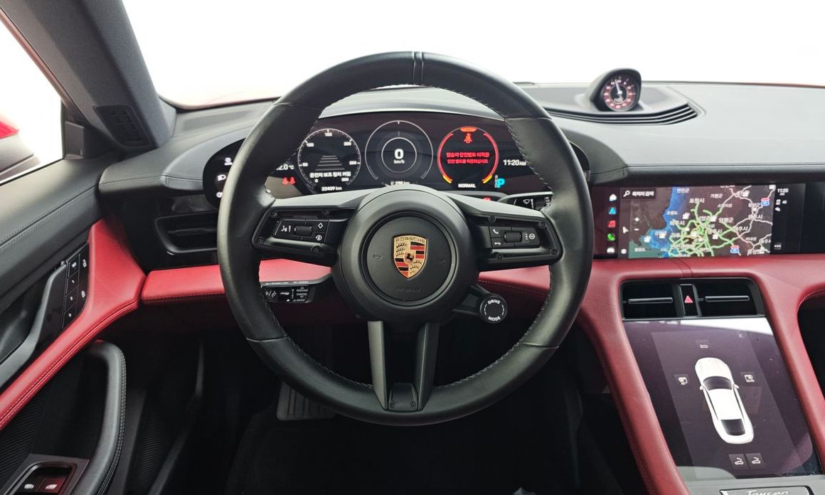 Porsche Taycan 2023