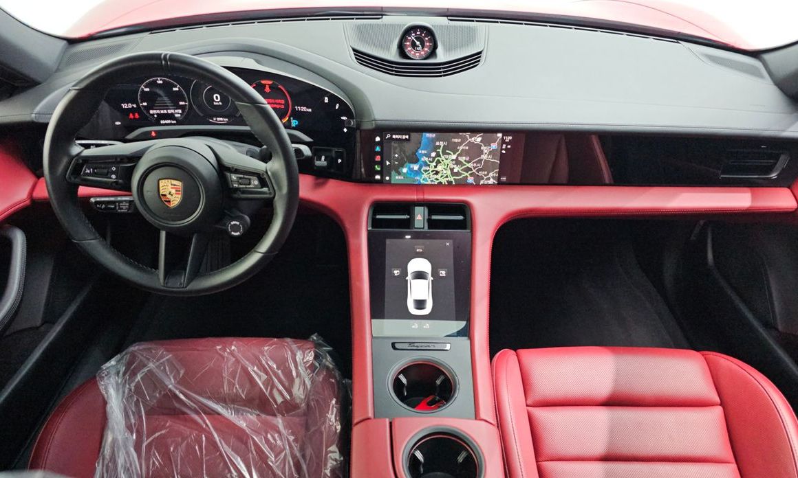 Porsche Taycan 2023