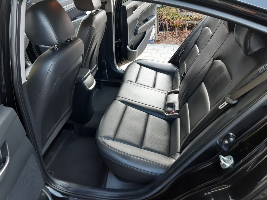 Hyundai AVANTE 2019