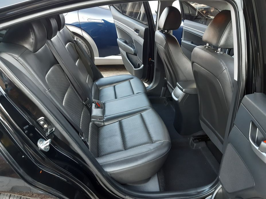 Hyundai AVANTE 2019