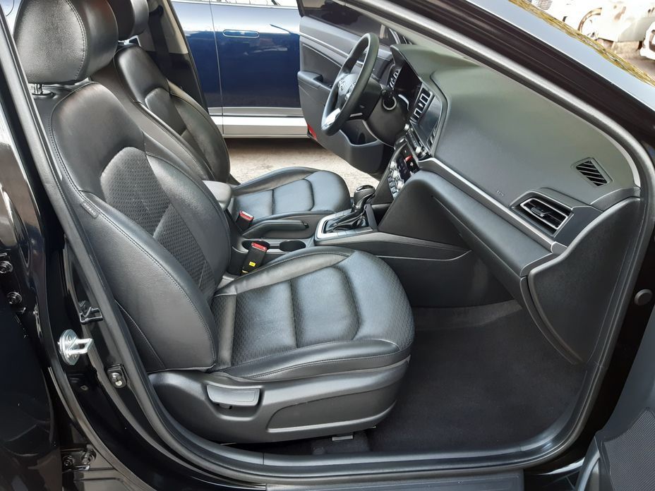 Hyundai AVANTE 2019
