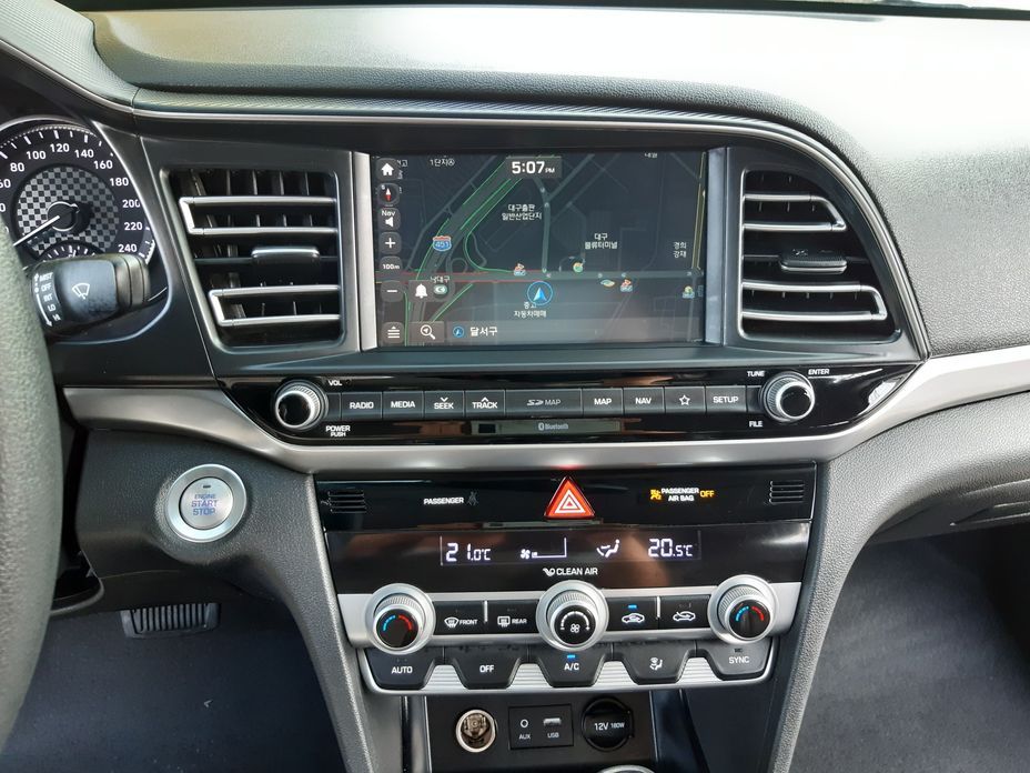 Hyundai AVANTE 2019