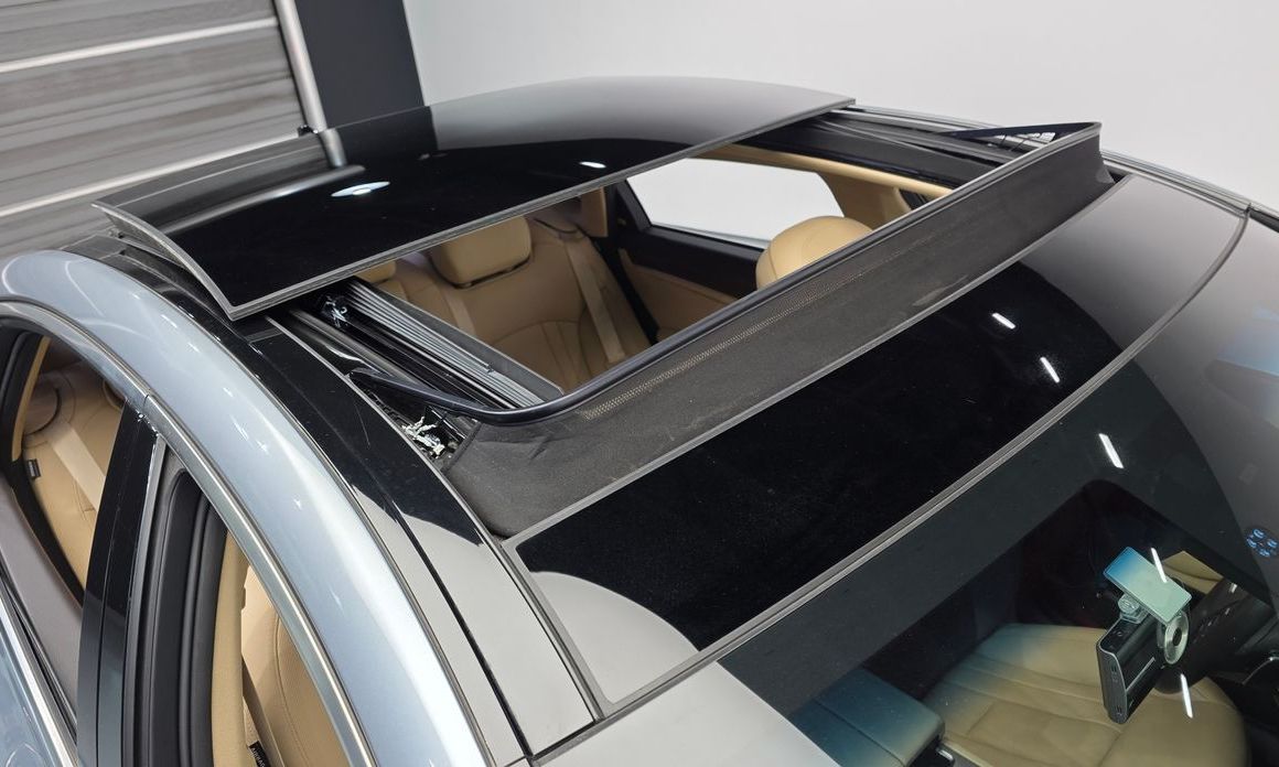 Hyundai Genesis 2016