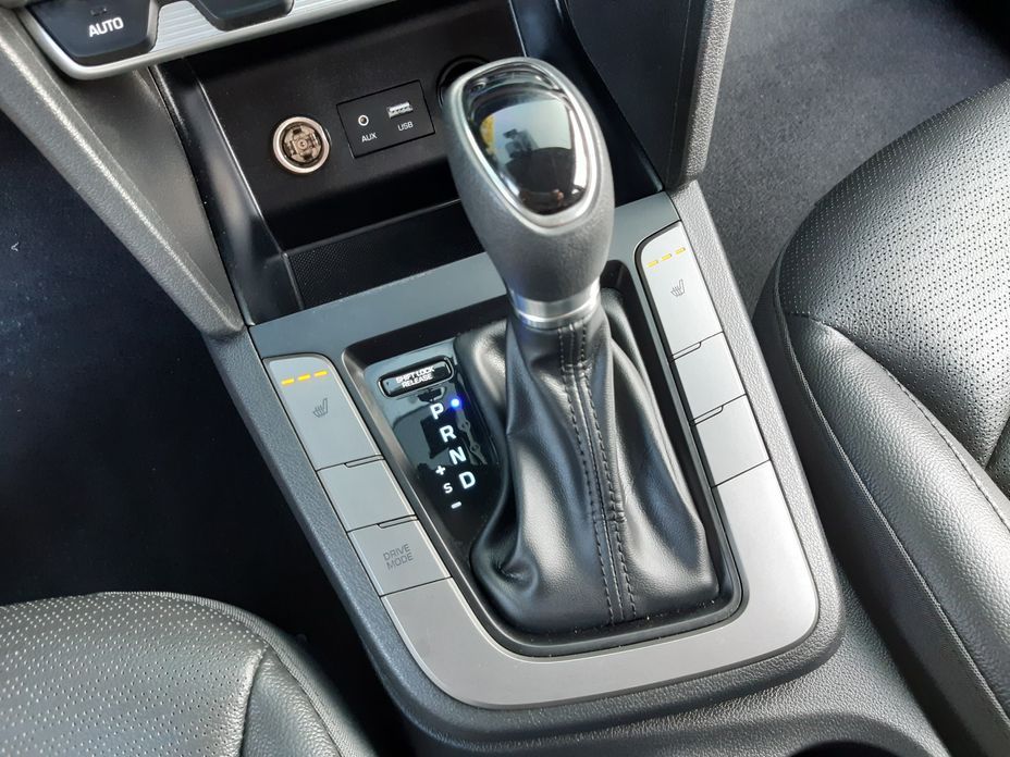 Hyundai AVANTE 2019