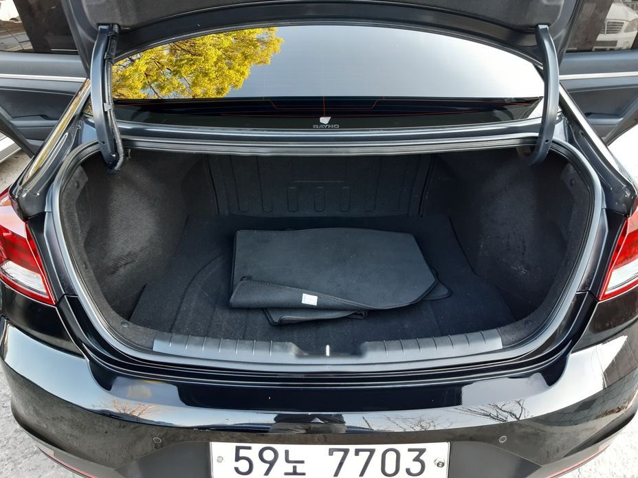 Hyundai AVANTE 2019