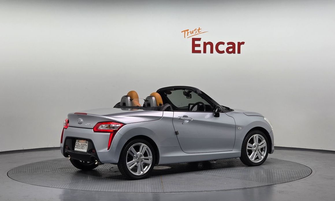 Daihatsu Copen 2016