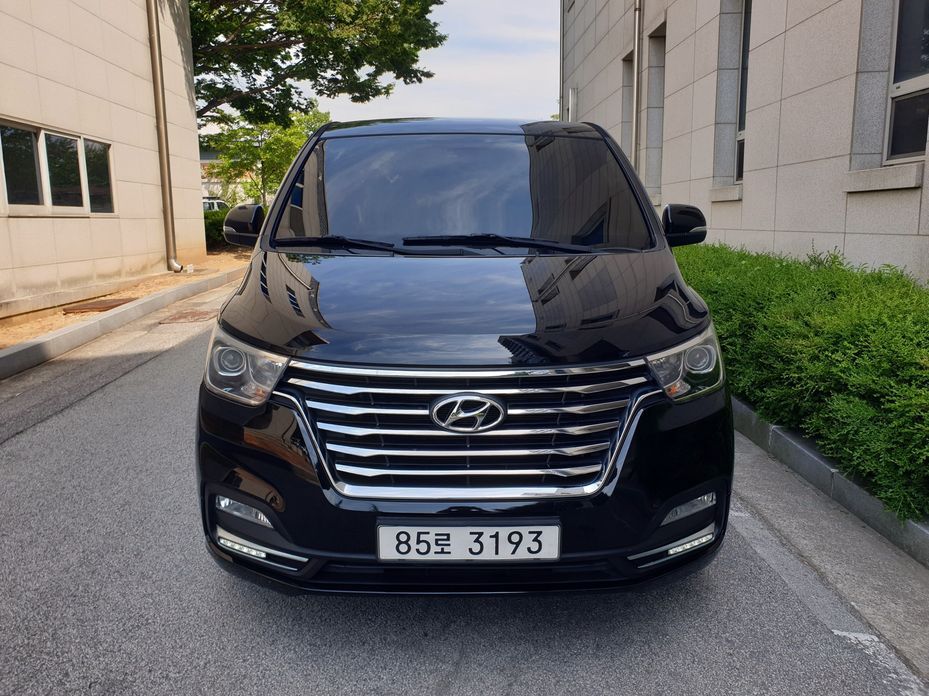 Hyundai Starex 2021