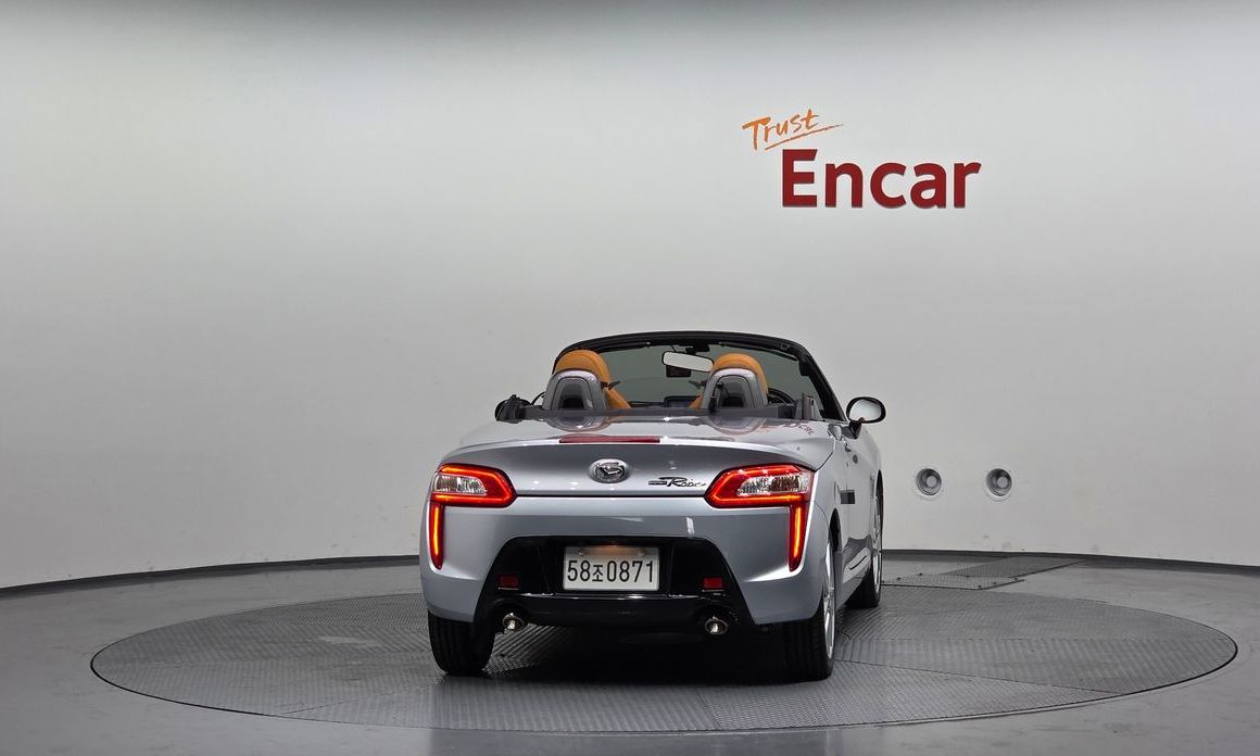 Daihatsu Copen 2016