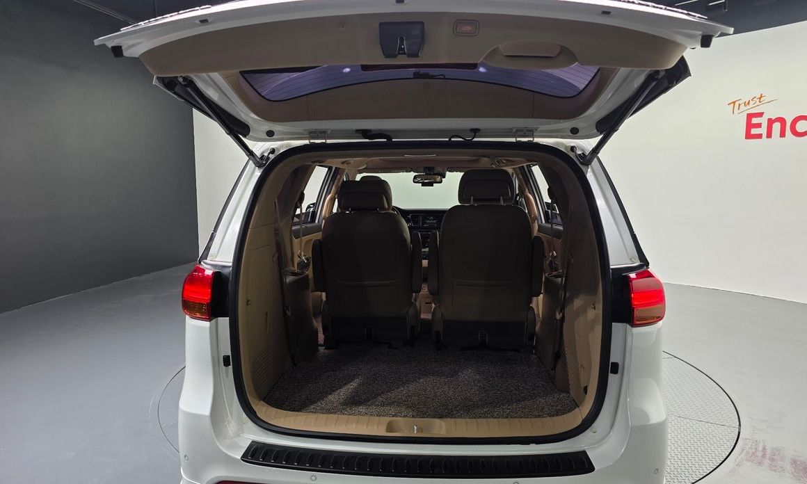 Kia Canival 2016