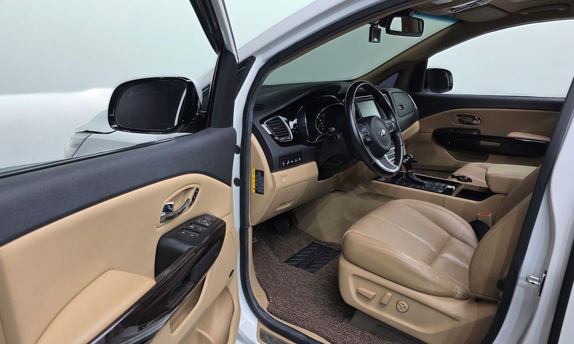Kia Canival 2016