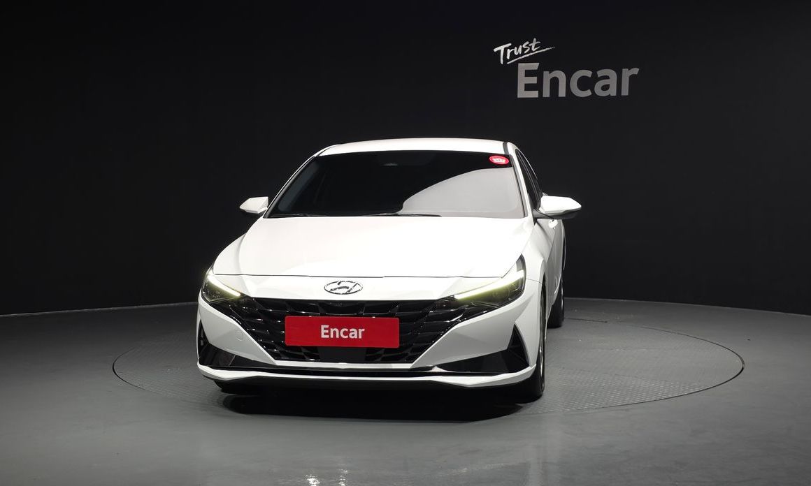 Hyundai AVANTE 2021