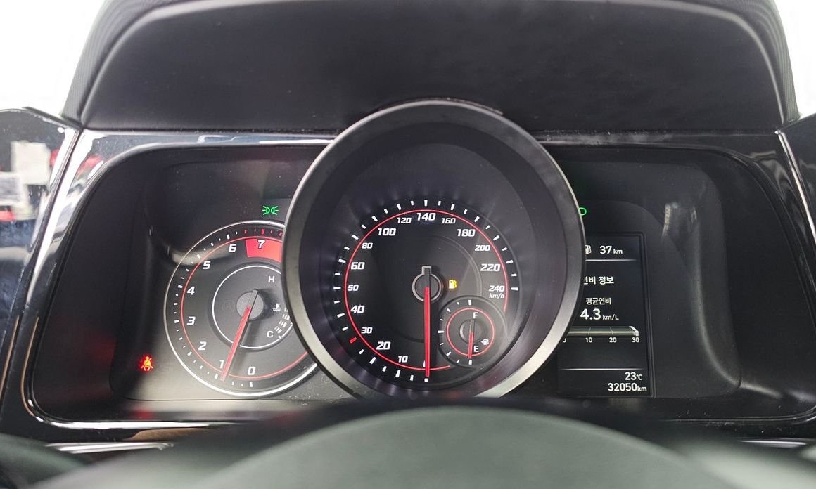 Hyundai AVANTE 2021
