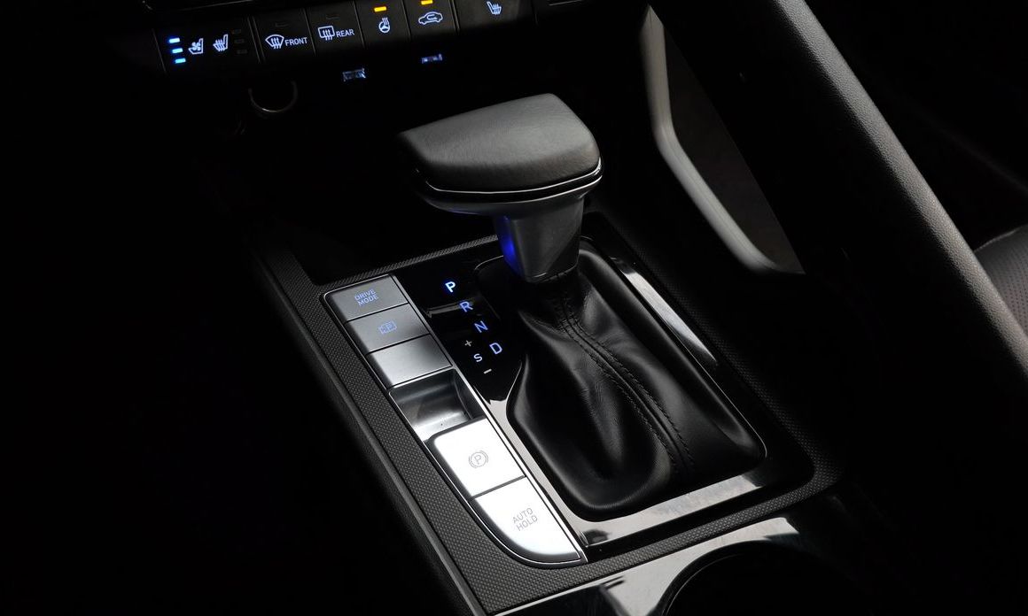 Hyundai AVANTE 2021