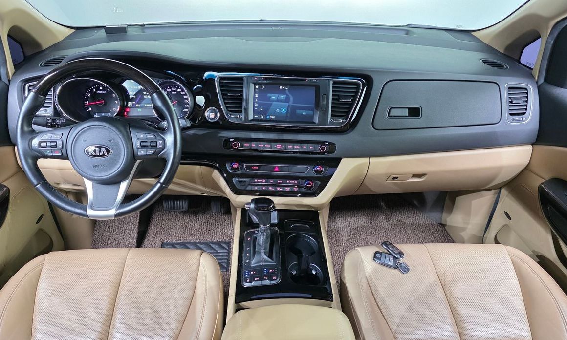 Kia Canival 2016