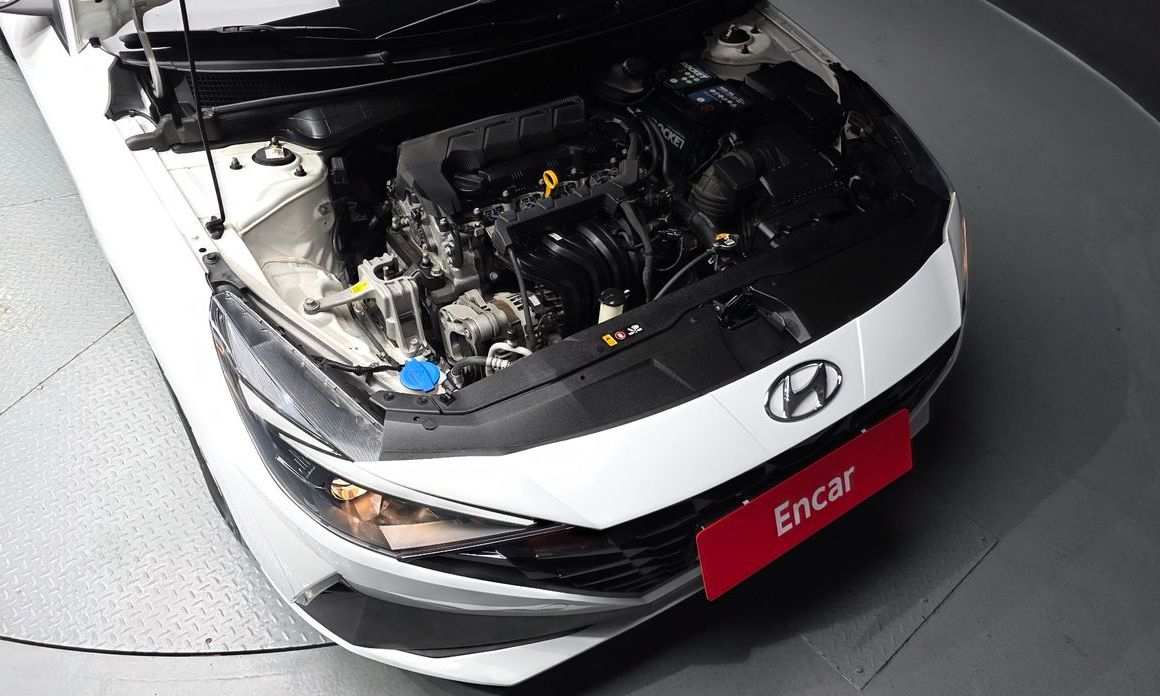 Hyundai AVANTE 2021