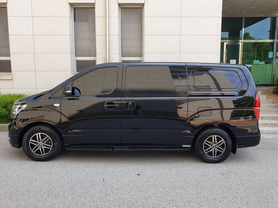 Hyundai Starex 2021
