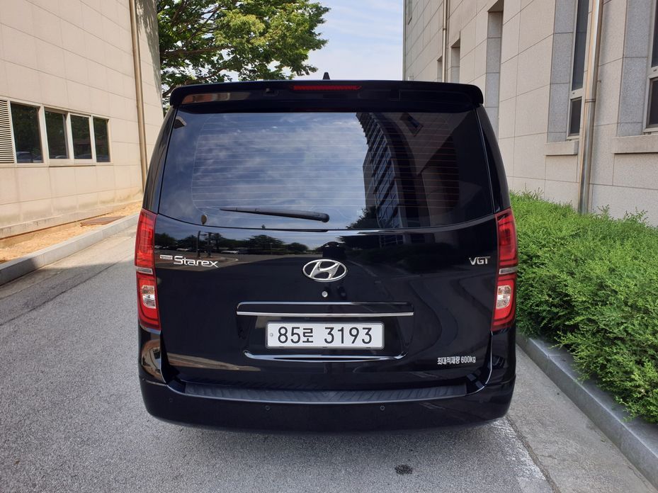 Hyundai Starex 2021