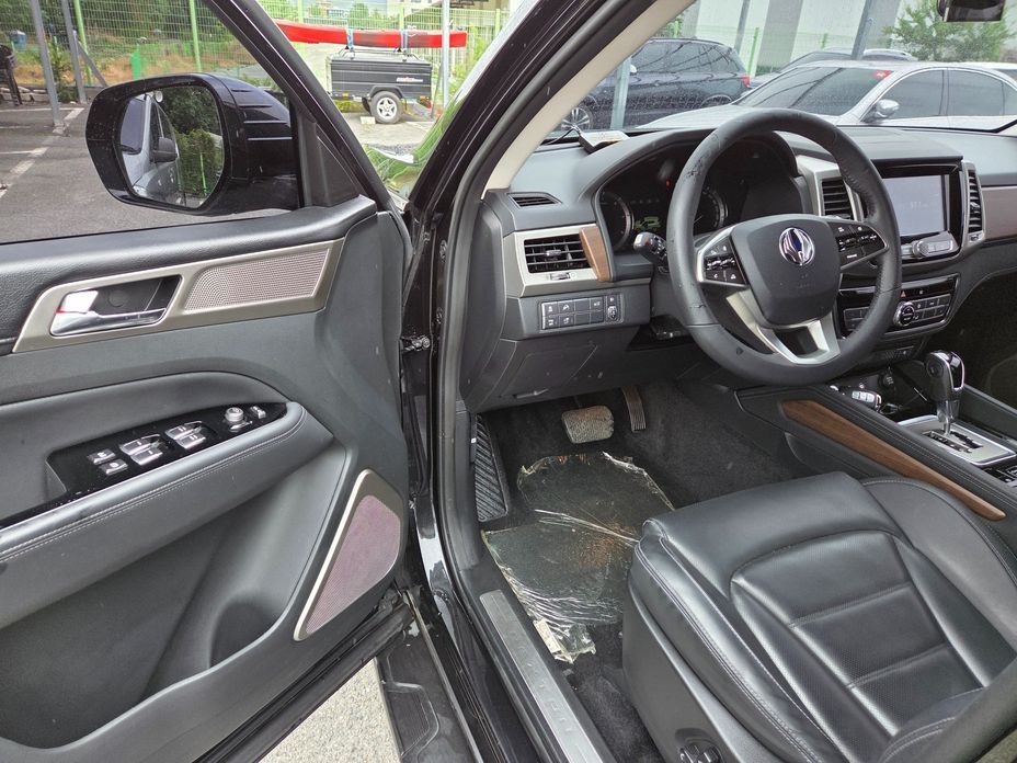 KG_Mobility_Ssangyong Rexton 2018