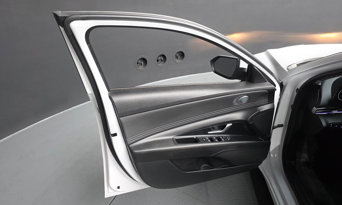 Hyundai AVANTE 2021