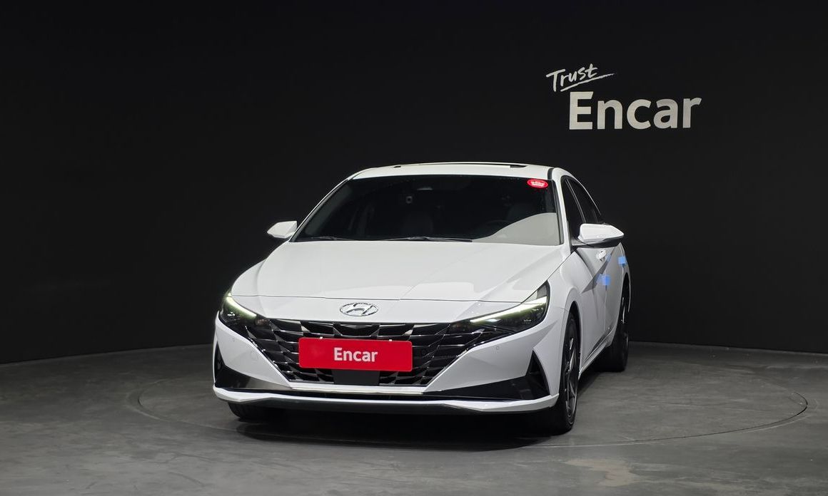 Hyundai AVANTE 2021