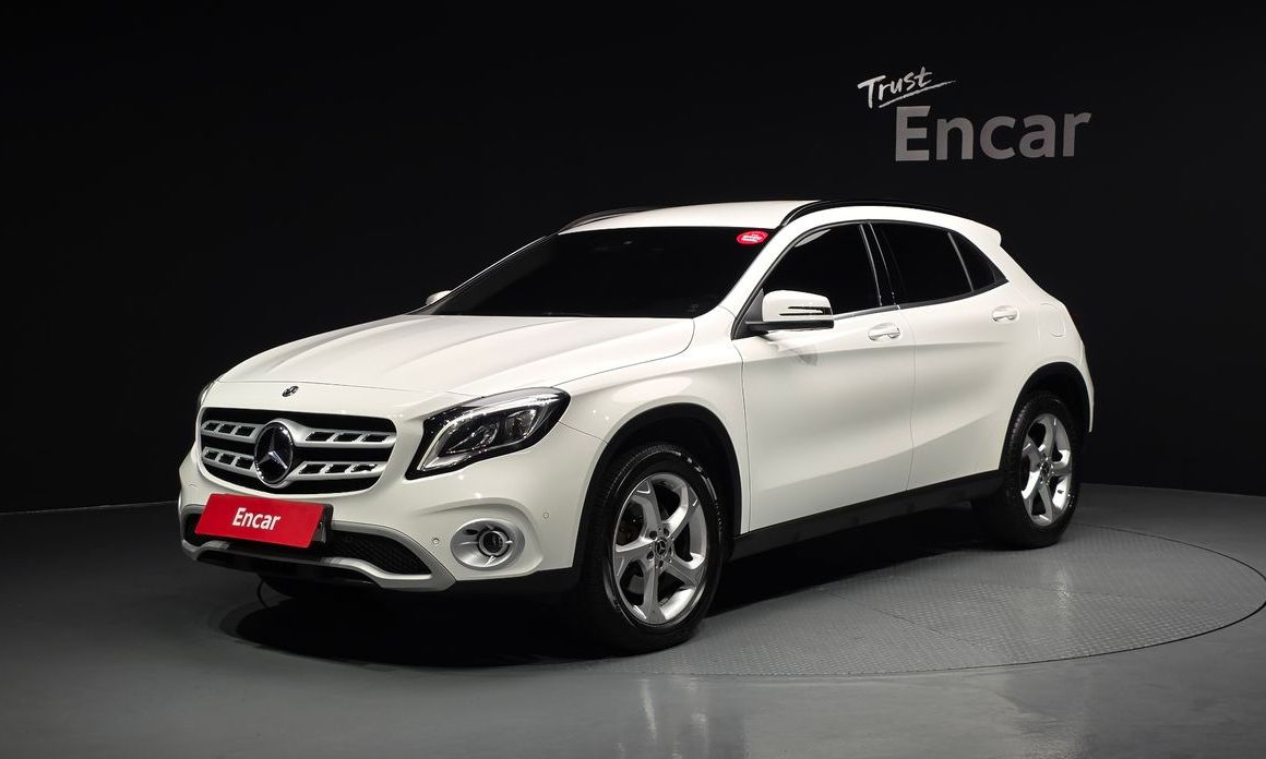 Mercedes-Benz GLA-Class 2019