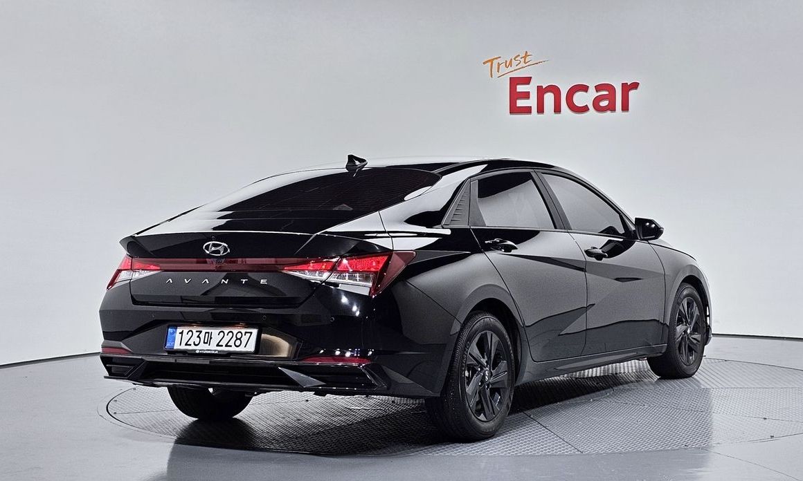 Hyundai AVANTE 2023