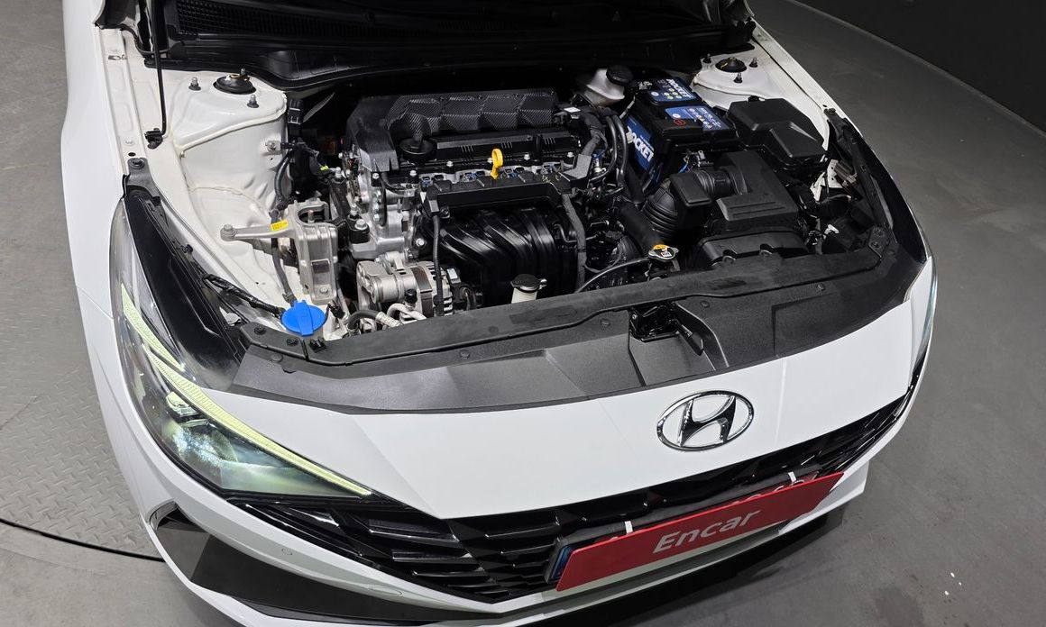 Hyundai AVANTE 2021