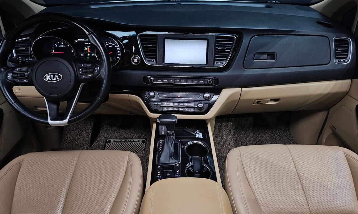 Kia Canival 2019