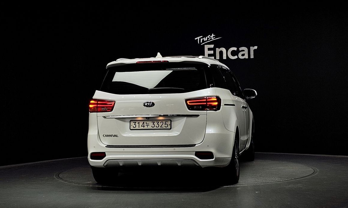 Kia Canival 2019