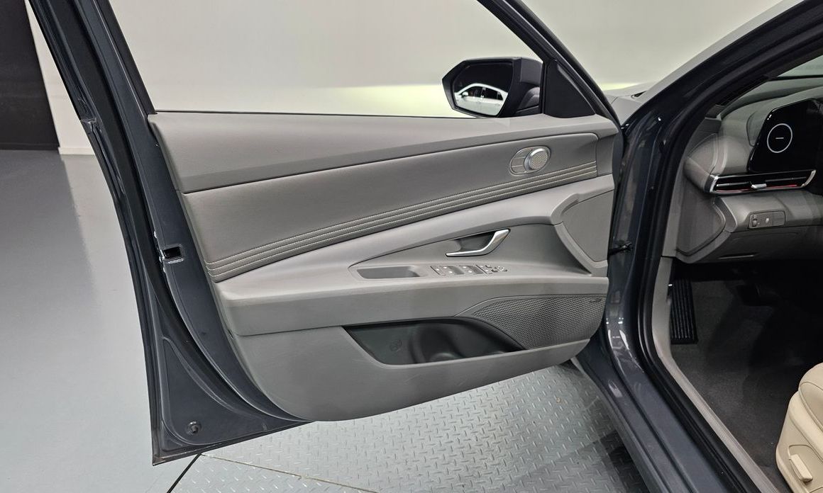 Hyundai AVANTE 2024