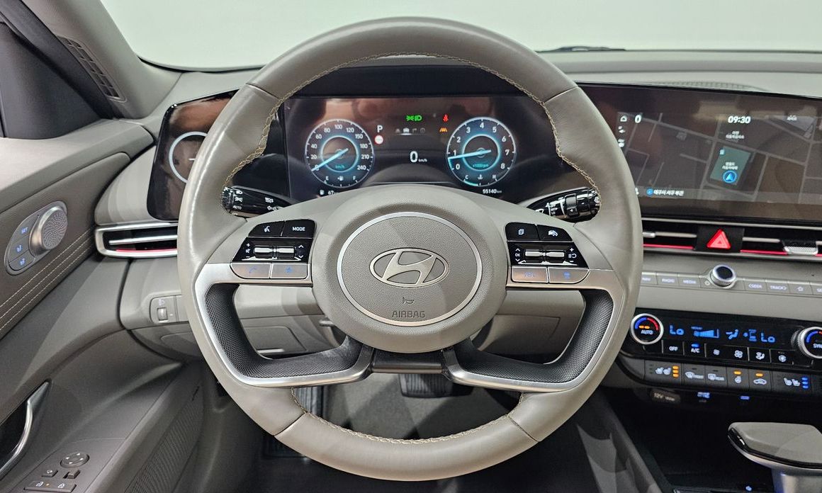 Hyundai AVANTE 2024
