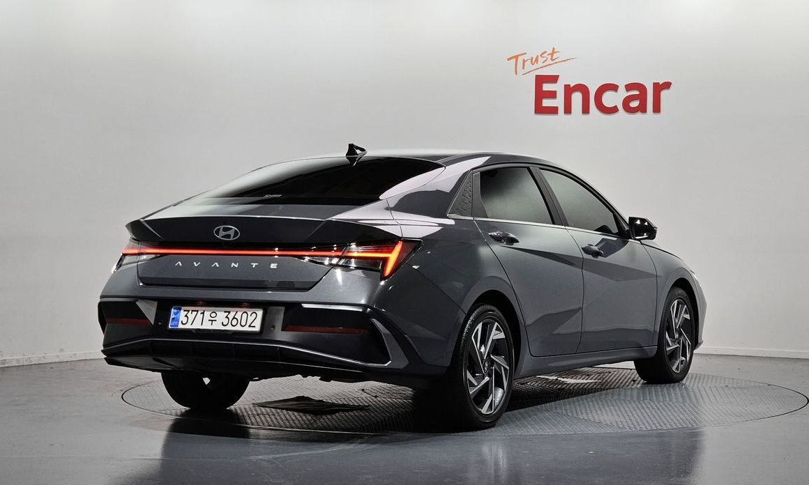 Hyundai AVANTE 2024