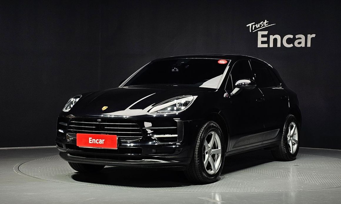 Porsche Macan 2021