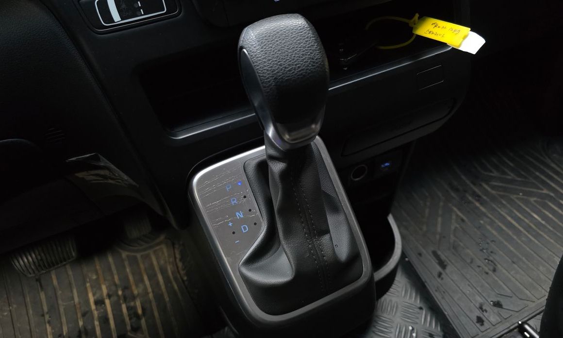 Hyundai Staria 2025