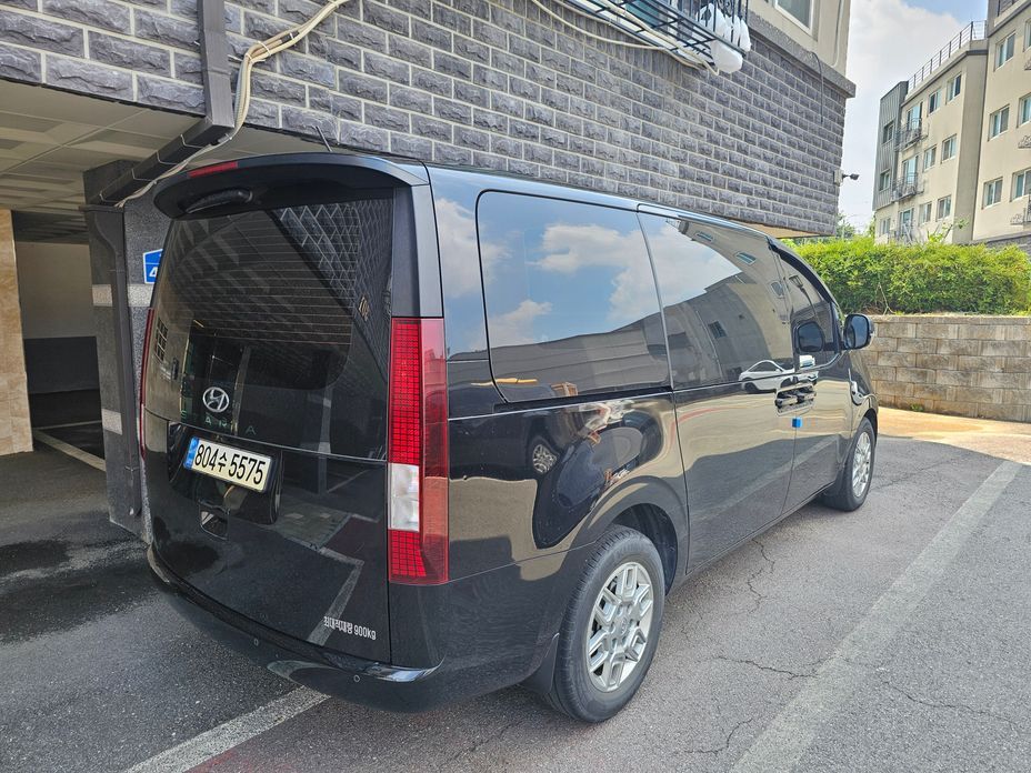 Hyundai Staria 2023